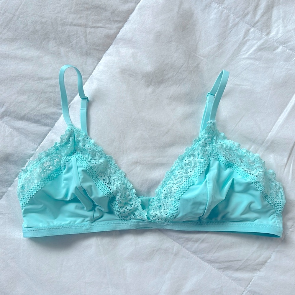 Aerie women’s turquoise bralette, size medium